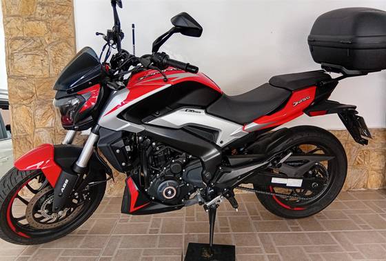 BAJAJ DOMINAR 250 BAJAJ DOMINAR 250